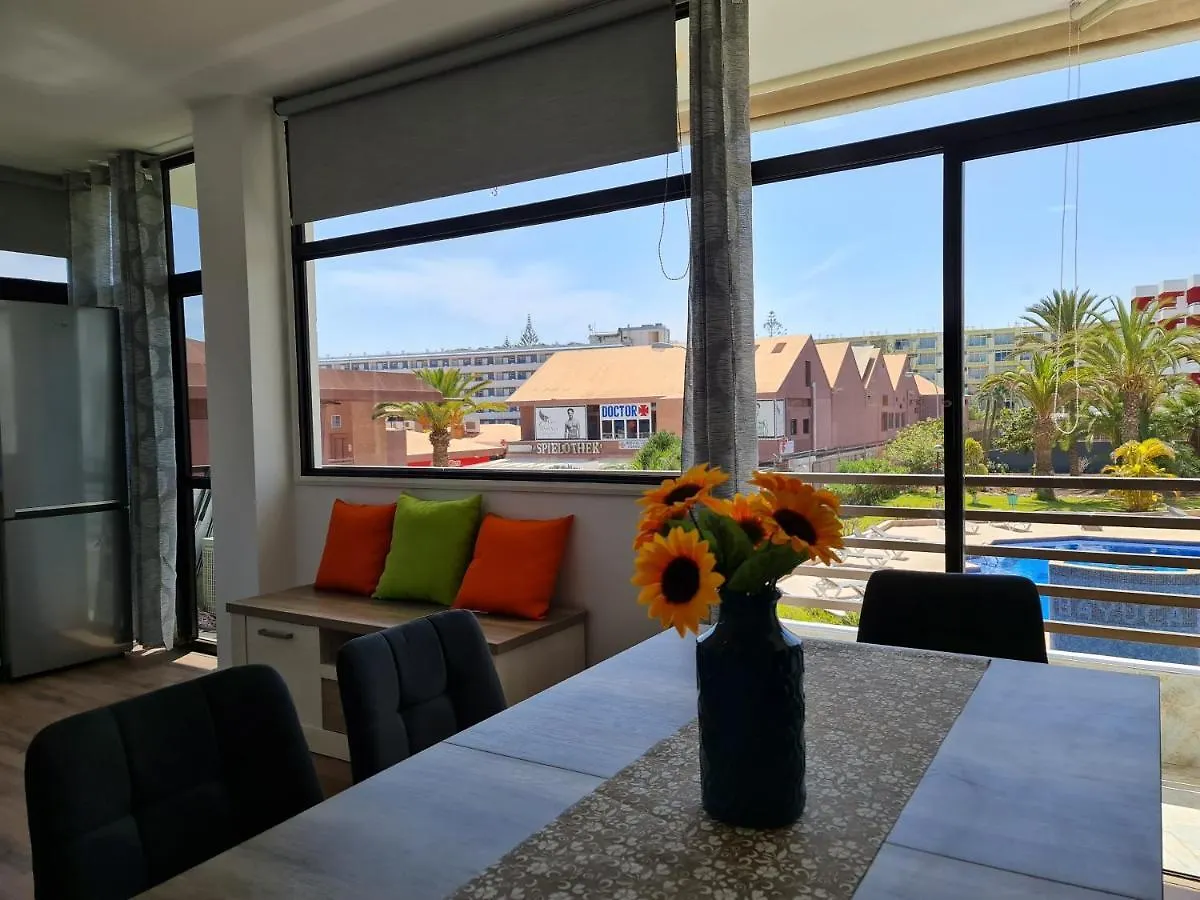 Yumboflat Two Bedroom Apartment Playa del Ingles