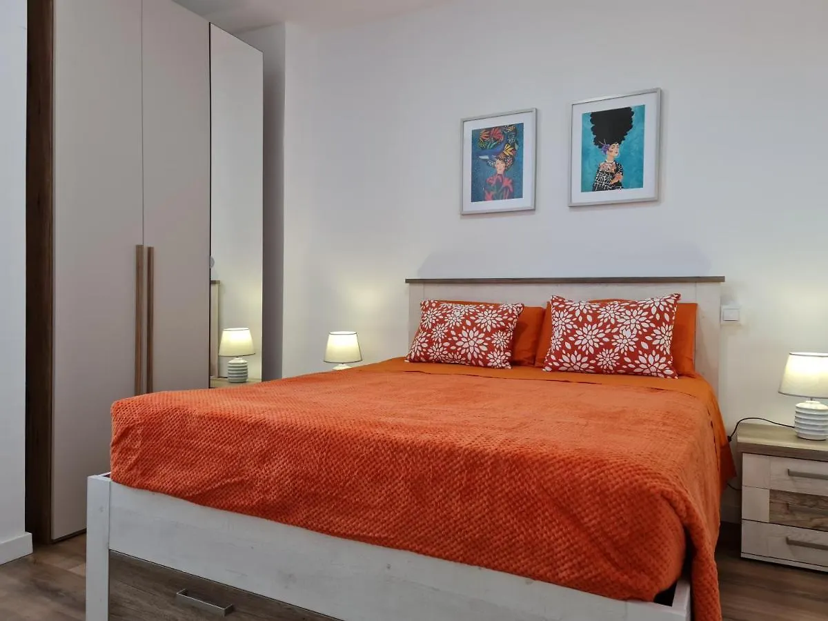 Yumboflat Two Bedroom Apartment Playa del Ingles