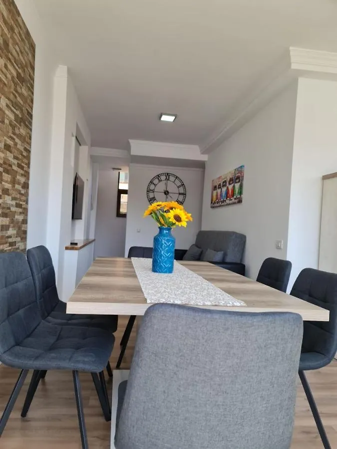 Yumboflat Two Bedroom Apartment Playa del Ingles